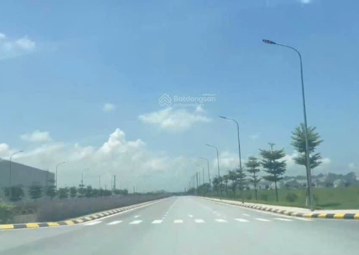 Chuyển nhượng 20 ha (có cắt lẻ) ở KCN Thanh Liêm, Hà Nam. Bàn giao ngay. Giá: 75 $/m2